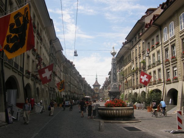 18640_100598103306755_6066301_n