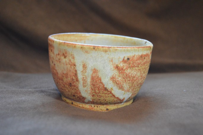 Small bowl (crack in bottom)