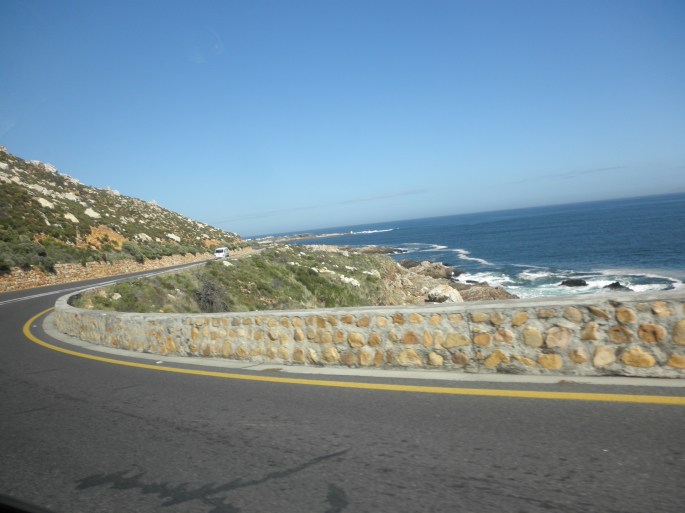 Clarence Drive (R44)