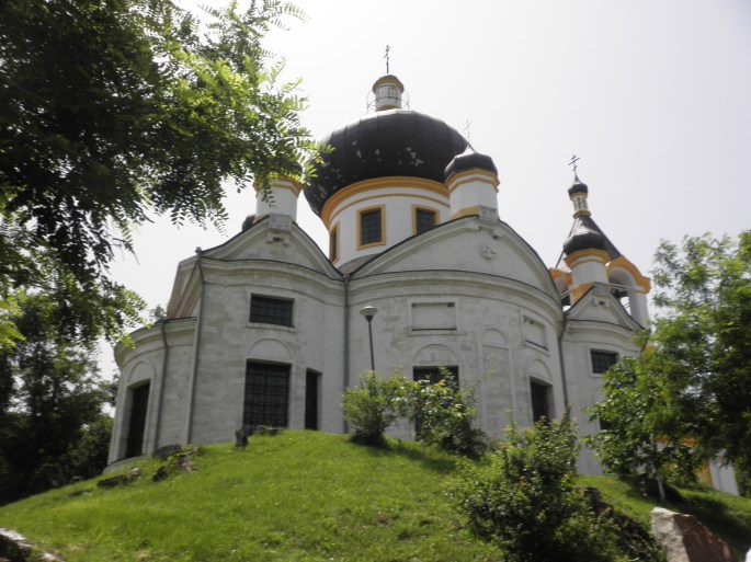 The main church at Sfantul Nicolae Monastry